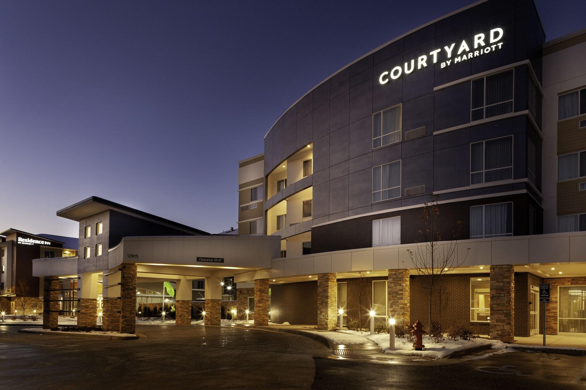 Courtyard By Marriott St. Louis West County Otel Town and Country Dış mekan fotoğraf