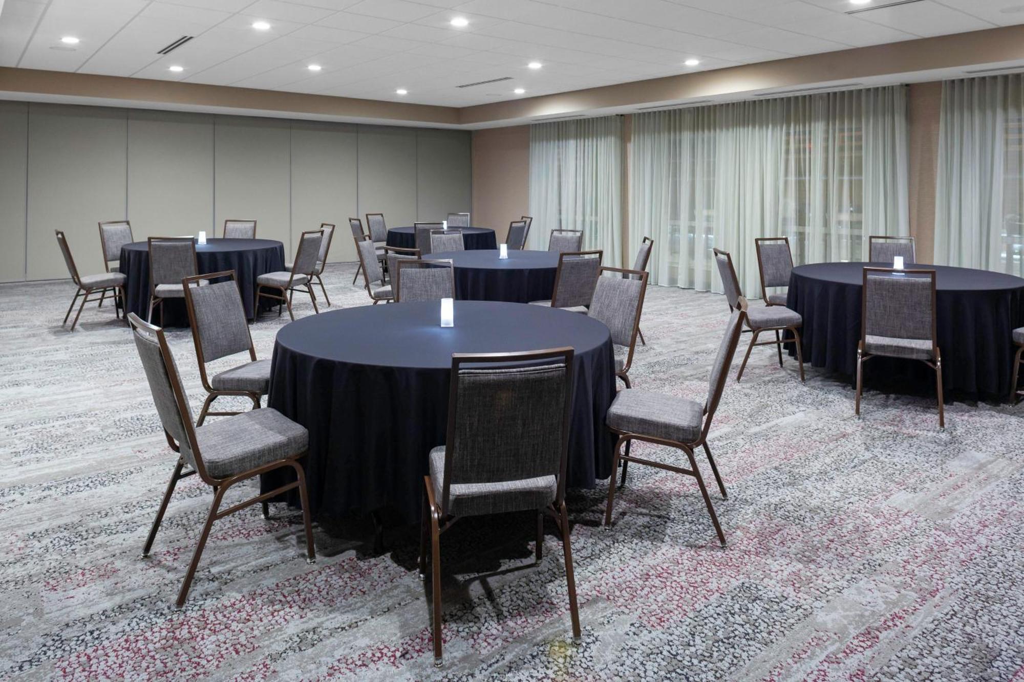 Courtyard By Marriott St. Louis West County Otel Town and Country Dış mekan fotoğraf